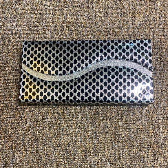 Eyeshadow pallet - Picture 2 of 8